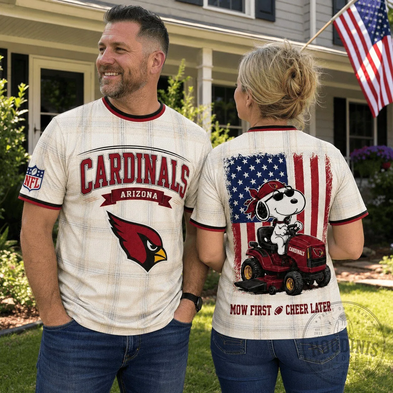 Arizona Cardinals Football Snoopy Lawn Mowing Fan T-Shirt