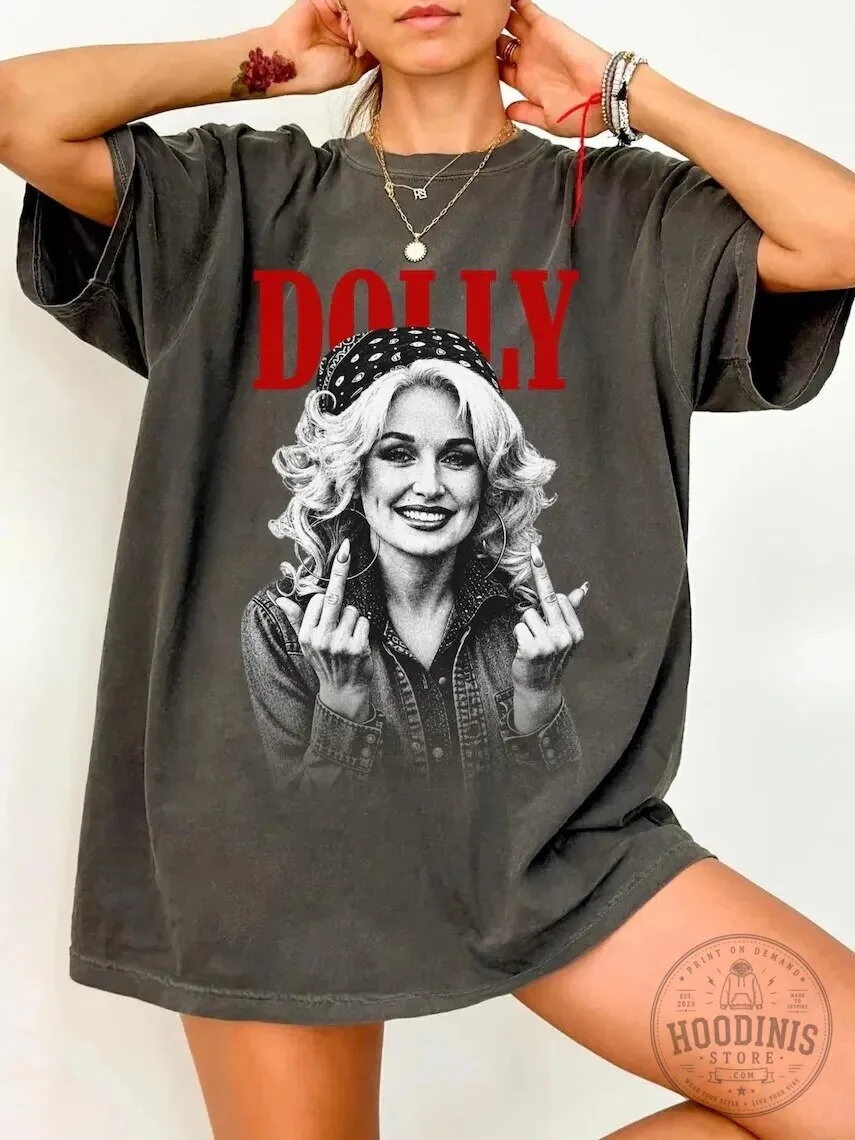 Dolly Parton Middle Finger Vintage Style Graphic T-Shirt