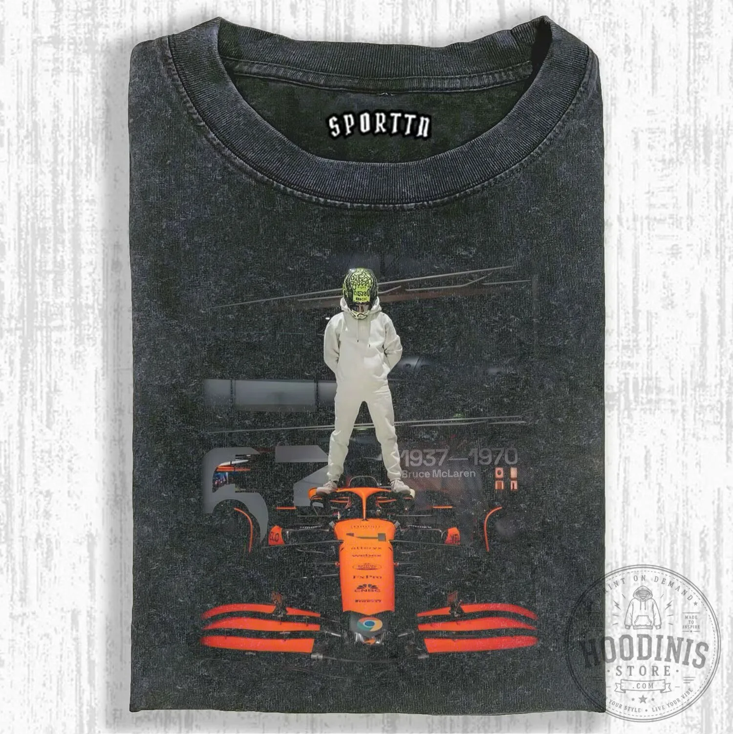 Vintage T-Shirt featuring Lando Norris, the Formula One Racing Driver